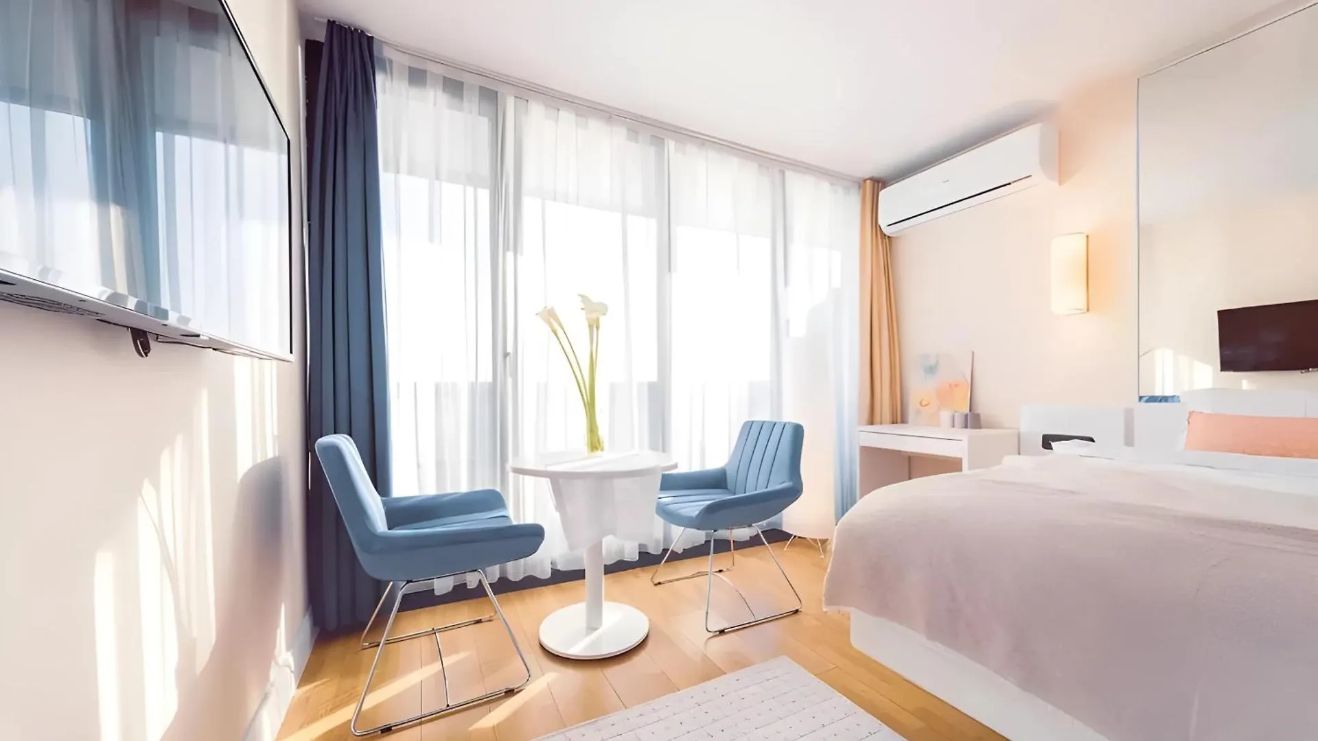 Luxury Orbi City Sea View Aparthotel Batumi 0*,  Georgien